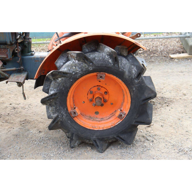 كوبوتا B7000-46860934