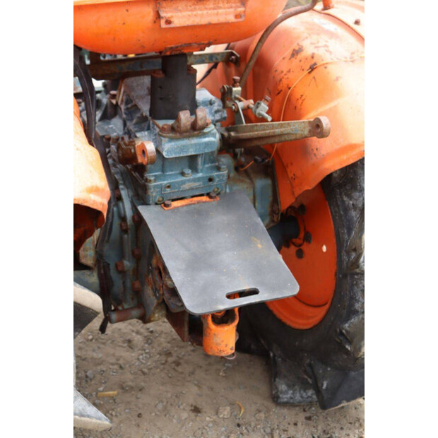 كوبوتا B7000-46860935