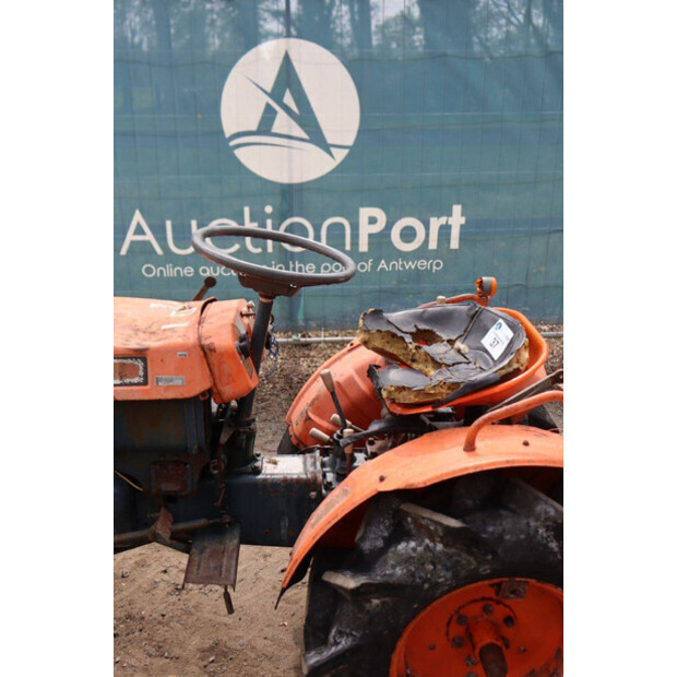 كوبوتا B7000-46860940