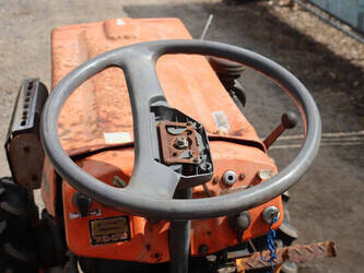 kubota-b7000-1448145-46860944