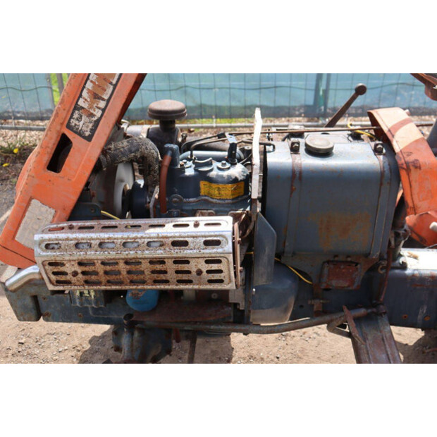 كوبوتا B7000-46860949