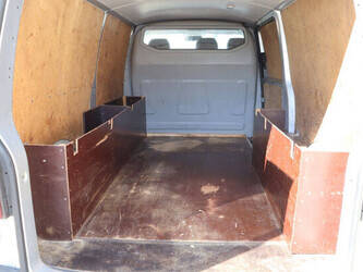 2007-volkswagen-transporter-tdi-1448157-46861344