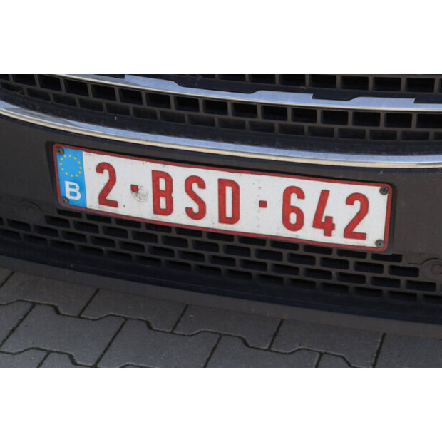 2021 رينو Master-46861360