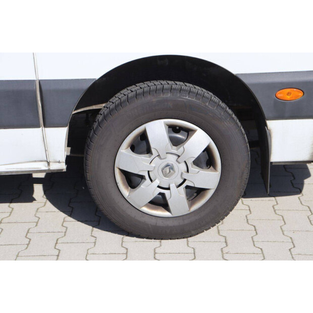 2021 رينو Master-46861363