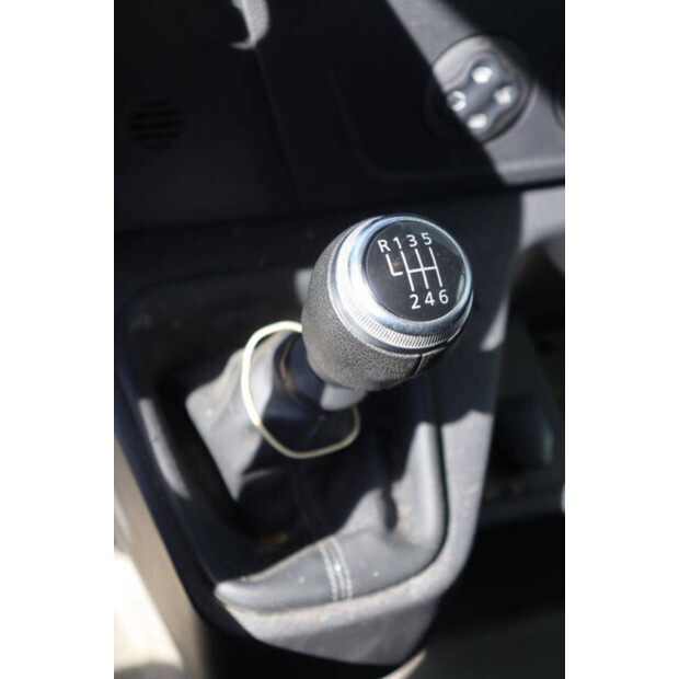 2021 رينو Master-46861380