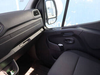 2021-renault-master-1448158-46861381