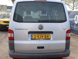 2010-volkswagen-transporter-1448160-46861441