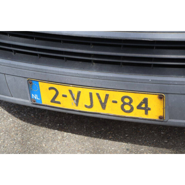 2010 Volkswagen Transporter-46861447