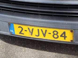 2010-volkswagen-transporter-1448160-46861447