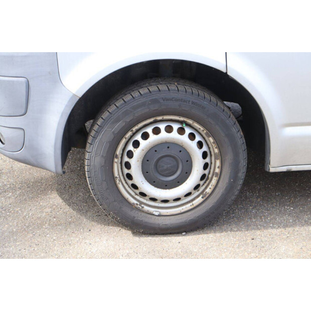 2010 Volkswagen Transporter-46861449