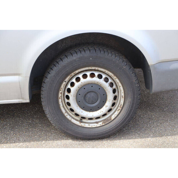 2010 Volkswagen Transporter-46861450