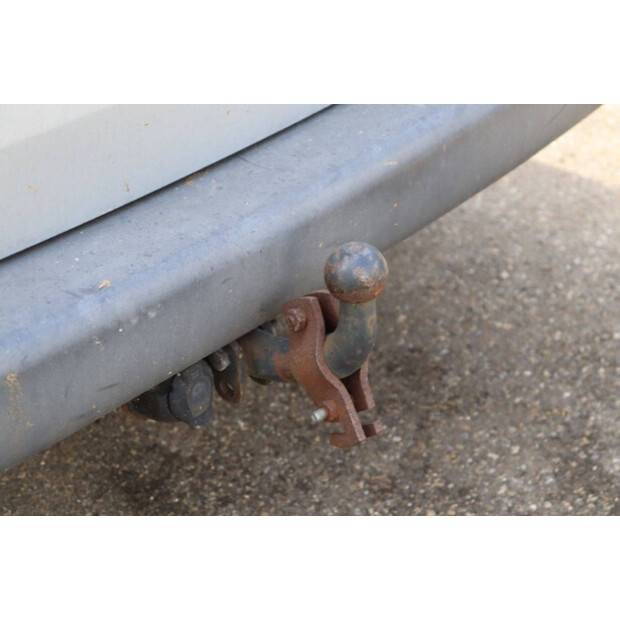 2010 Volkswagen Transporter-46861454