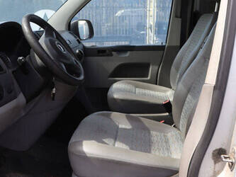 2010-volkswagen-transporter-1448160-46861456