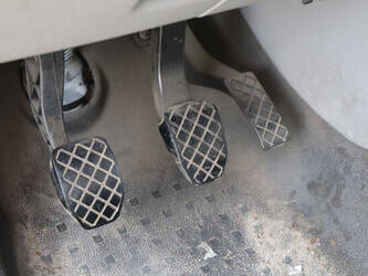 2010-volkswagen-transporter-1448160-46861459