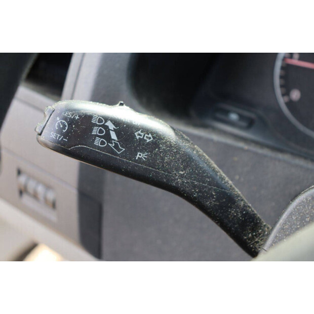 2010 Volkswagen Transporter-46861461