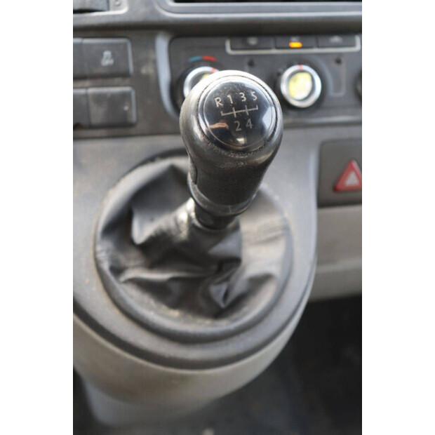 2010 Volkswagen Transporter-46861466