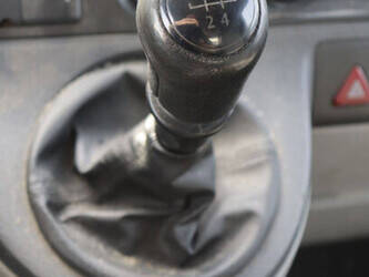 2010-volkswagen-transporter-1448160-46861466