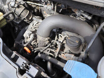 2010-volkswagen-transporter-1448160-46861474