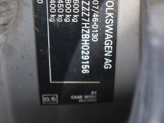 2010-volkswagen-transporter-1448160-46861475