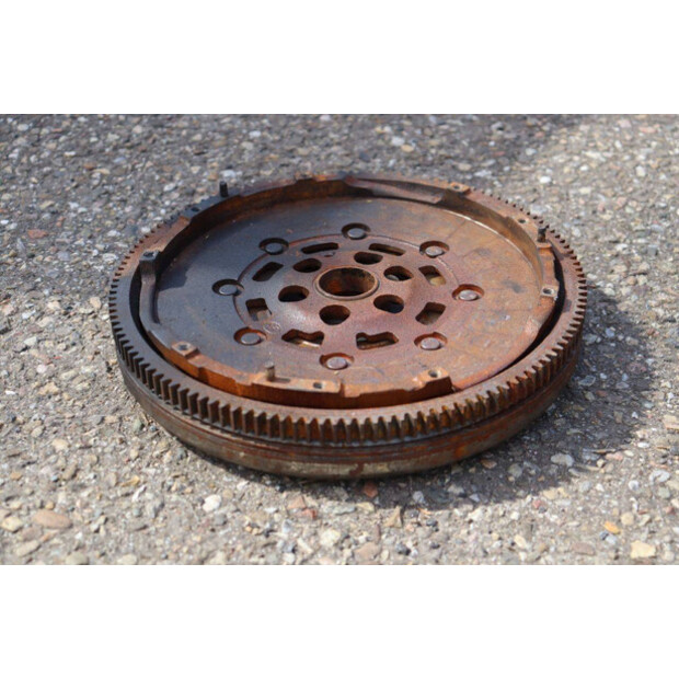 2010 Volkswagen Transporter-46861478