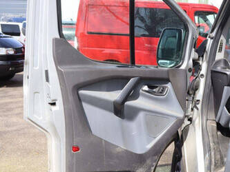 2019-ford-transit-custom-1448161-46861492