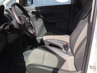 2012-volkswagen-caddy-1448162-46861532