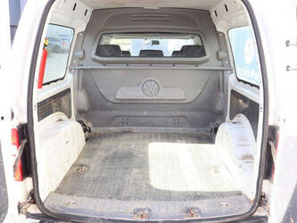 2012-volkswagen-caddy-1448162-46861548