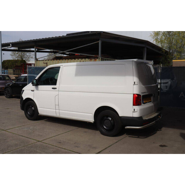 2016 Volkswagen Transporter-46861560