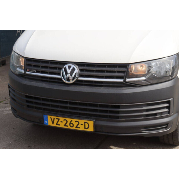 2016 Volkswagen Transporter-46861566