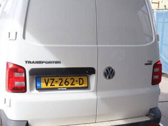 2016-volkswagen-transporter-1448163-46861572