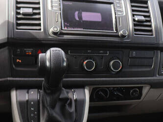 2016-volkswagen-transporter-1448163-46861585