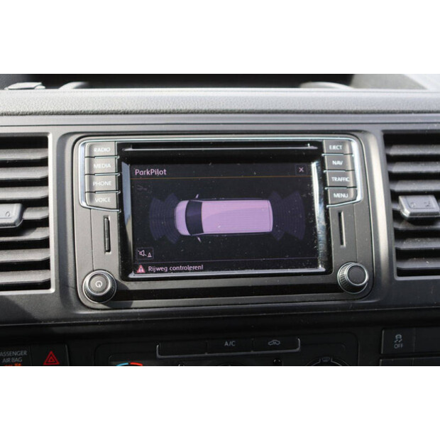 2016 Volkswagen Transporter-46861588