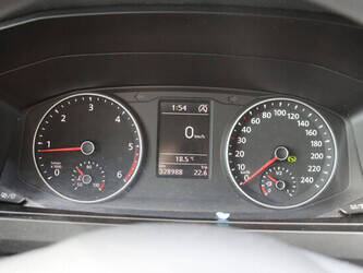 2016-volkswagen-transporter-1448163-46861593