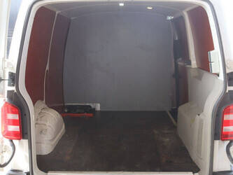 2016-volkswagen-transporter-1448163-46861598