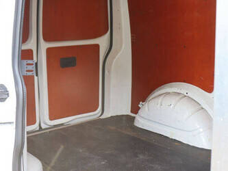 2016-volkswagen-transporter-1448163-46861603