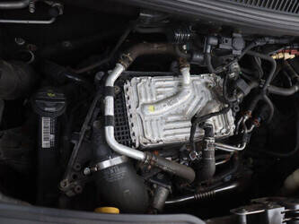 2016-volkswagen-transporter-1448163-46861607