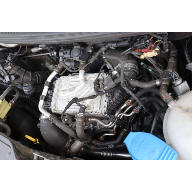 2016 Volkswagen Transporter-46861608