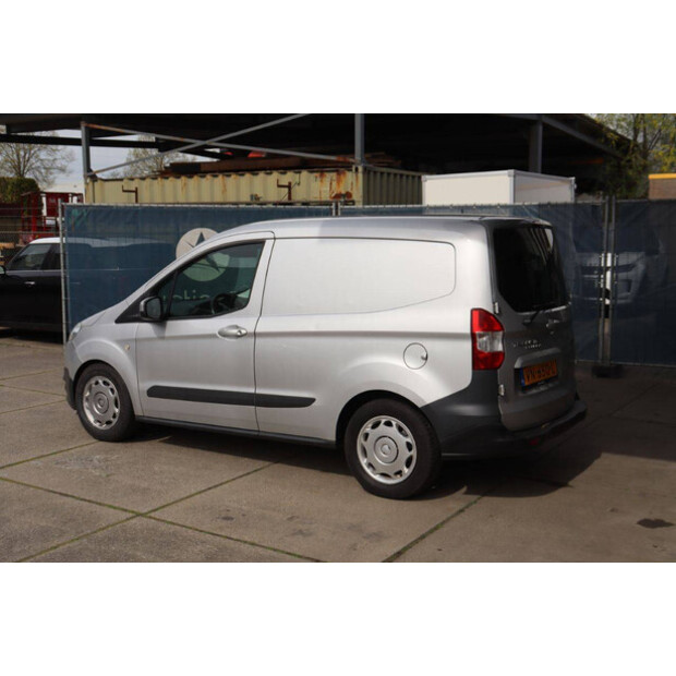 2015 Ford Transit Courier-46861612