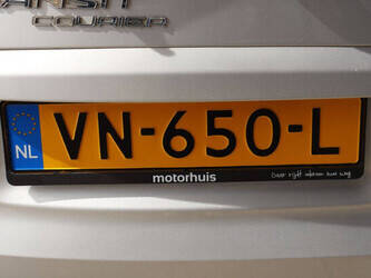 2015-ford-transit-courier-1448164-46861627