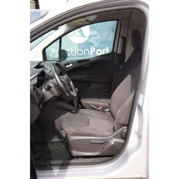2015 Ford Transit Courier-46861629