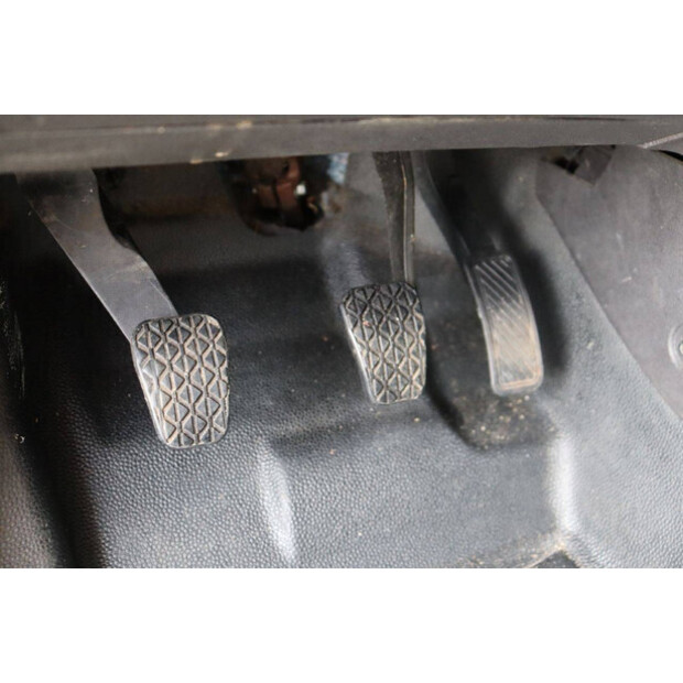 2015 Ford Transit Courier-46861632