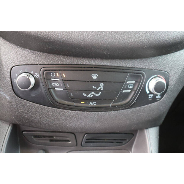 2015 Ford Transit Courier-46861636