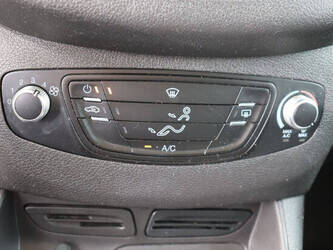 2015-ford-transit-courier-1448164-46861636