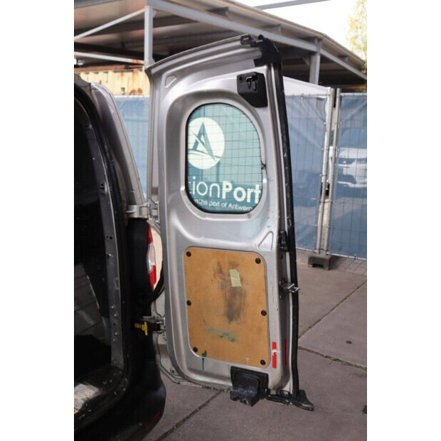 2015 Ford Transit Courier-46861645