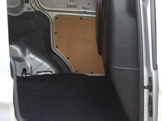 2015-ford-transit-courier-1448164-46861651