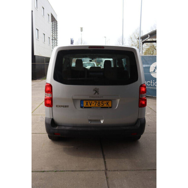 2019 بيجو Expert Traveller-46861663