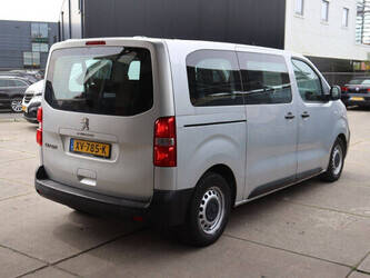 2019-peugeot-expert-traveller-46861664