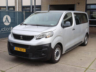 2019-peugeot-expert-traveller-46861666