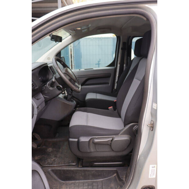 2019 بيجو Expert Traveller-46861676