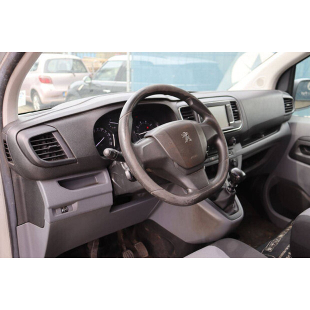 2019 بيجو Expert Traveller-46861678